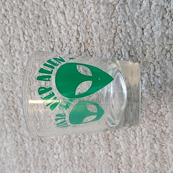 Hep Alien and secret bar shot glasses - Picture 2 of 3